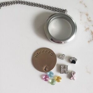 Origami Necklace Round Charm Locket w/ 8 Floating Charms Silver Tone Dog Mom